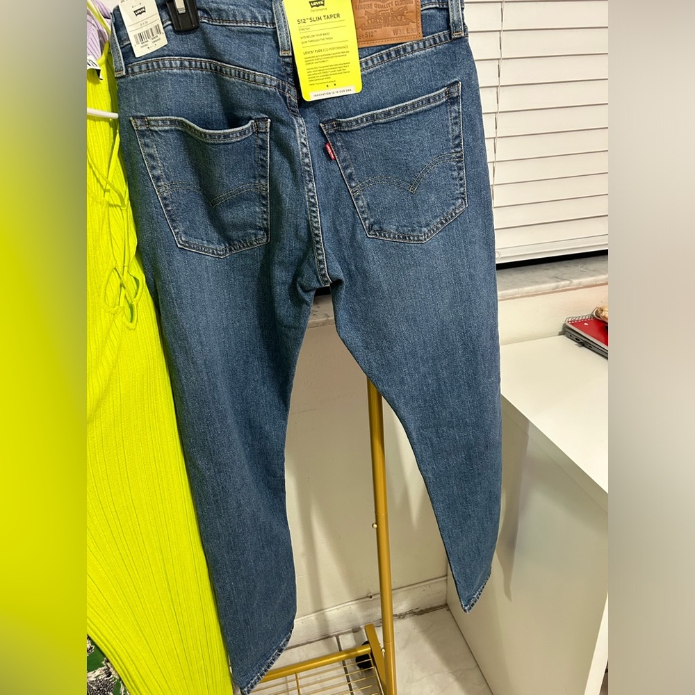 Levi’s Premium 31 x 30 512 Slim Taper Stretch Jeans New with tags